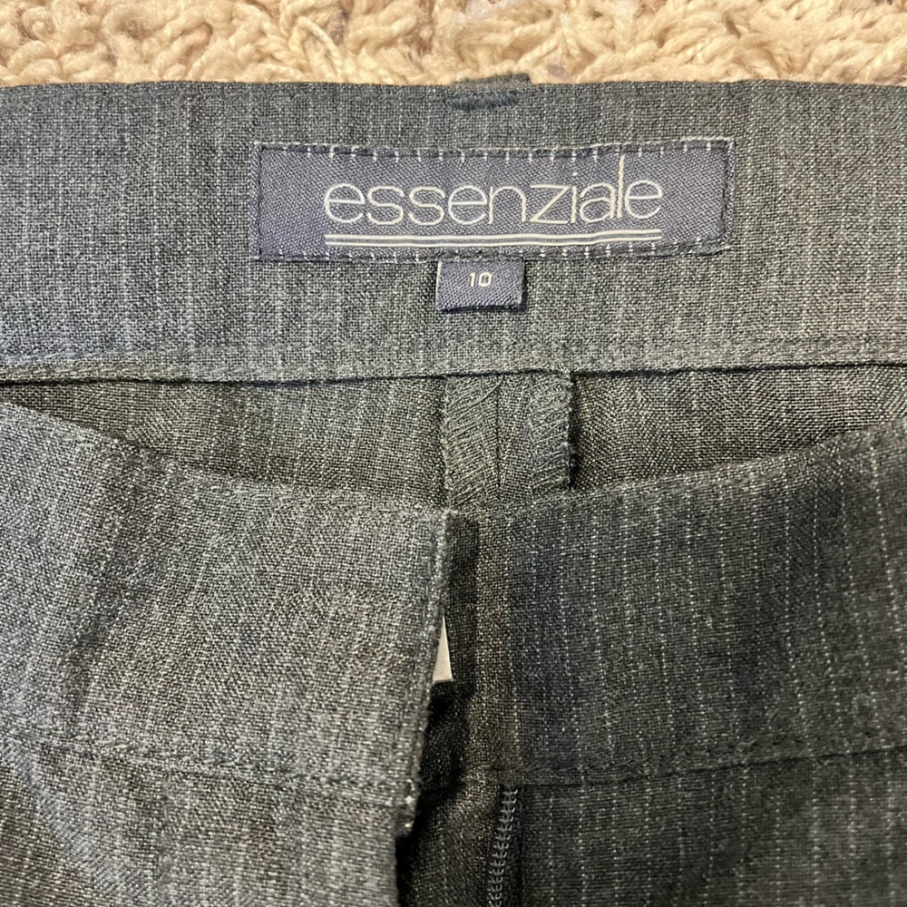 Essenziale Size 10 Women’s office Pants.